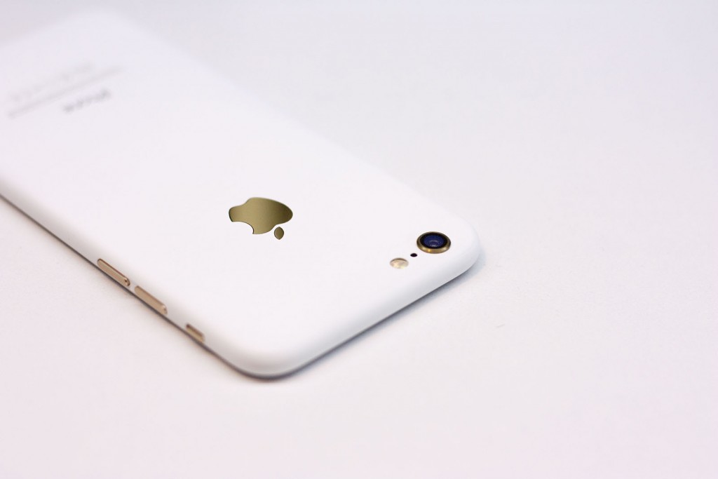 iPhone-6-matte-white-2-1024x683